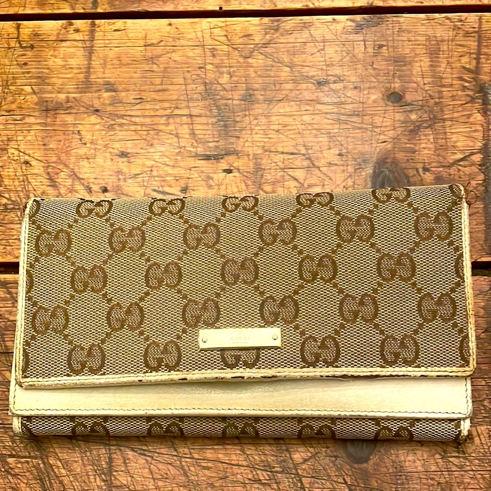 Gucci Long Wallet, Good Condition